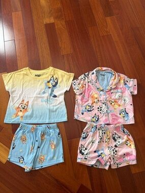 Bluey Girls Kids Pajama Sets - Yellow/Blue Ombre Tee & Pink Printed Short Set